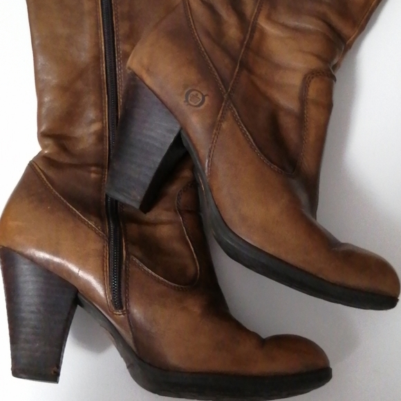 Women's Knee-High Brown Leather Boots 2" heel - Picture 3 of 8